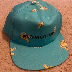Flomotion banana hat